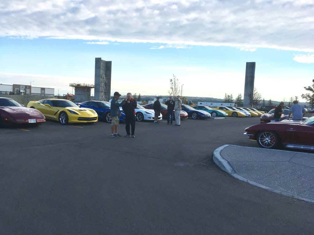 calgary parking lot.jpg (90620 bytes)