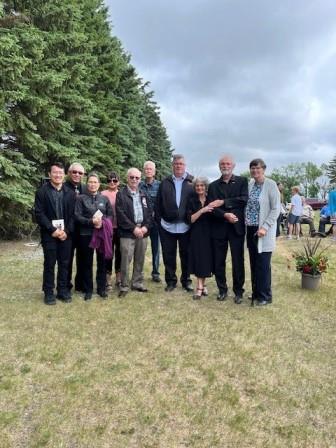 clements 2.jpg (33680 bytes)