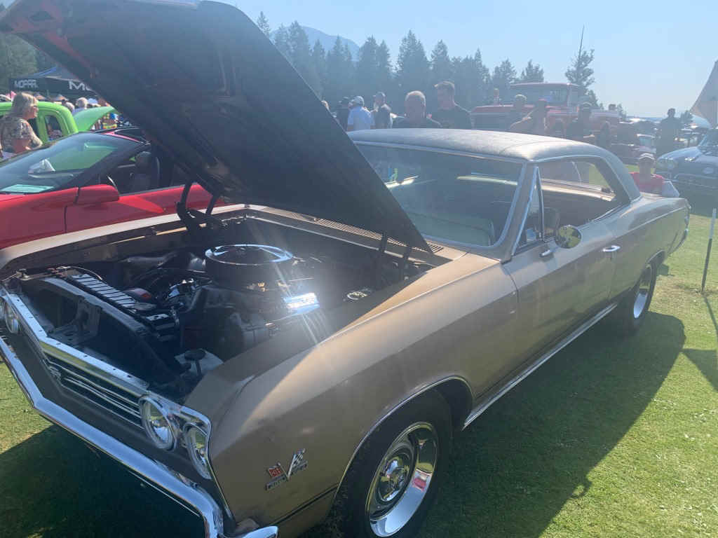 img_5426.jpg (192388 bytes)