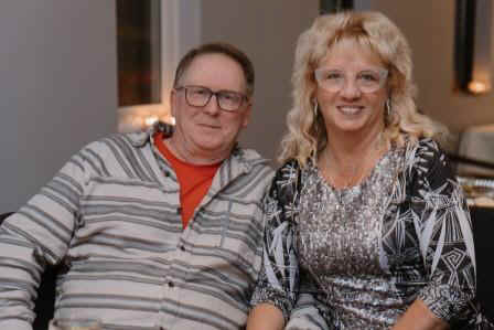 IMG_2894.jpeg (25567 bytes)